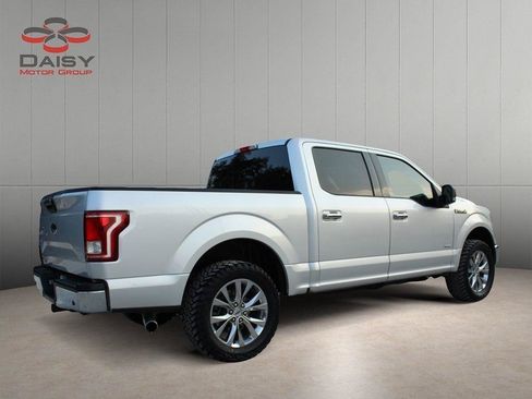 Used 2017 Ford F150 XLT w/ Equipment Group 302A Luxury RWD image 4