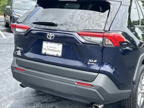 Used 2025 Toyota RAV4 XLE AWD/4WD image 11