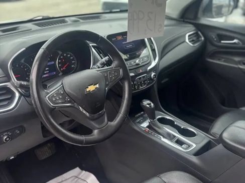 Used 2021 Chevrolet Equinox Premier AWD/4WD image 6
