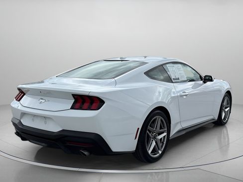 Certified 2024 Ford Mustang Coupe RWD image 3
