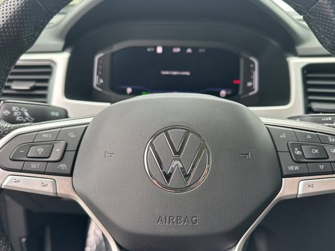 Used 2023 Volkswagen Atlas SEL Premium AWD/4WD image 24