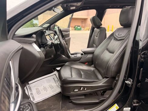 Used 2021 Cadillac XT6 Premium Luxury AWD/4WD image 15