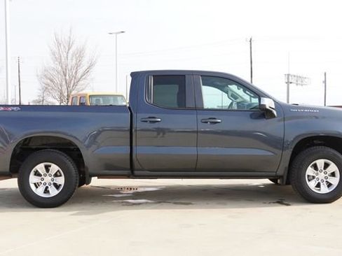 Used 2020 Chevrolet Silverado 1500 LT w/ Trailering Package image 10