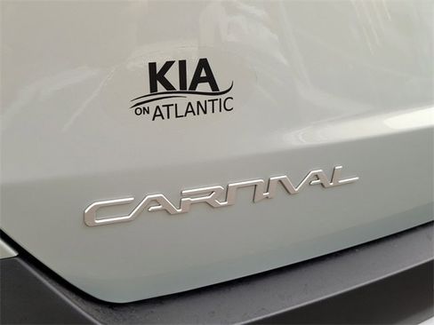 New 2026 Kia Carnival EX image 10