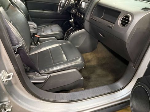 Used 2017 Jeep Patriot High Altitude AWD/4WD image 62