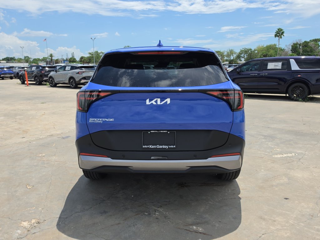 New 2027 Kia Sportage EX FWD image 7