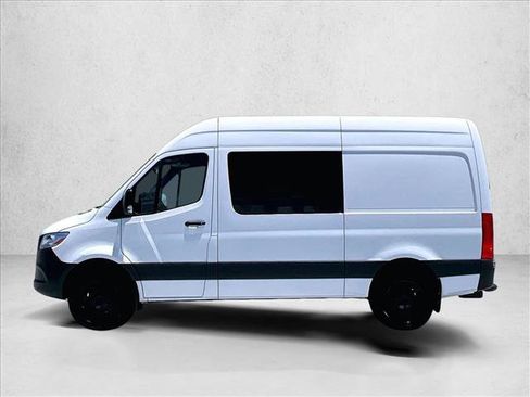 Used 2020 Mercedes-Benz Sprinter 2500 image 6