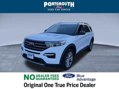 Certified 2022 Ford Explorer XLT w/ Equipment Group 202A image 16