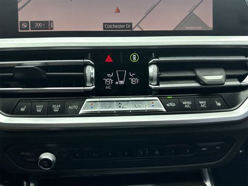 Used 2019 BMW 330i 330i w/ Premium Package image 25