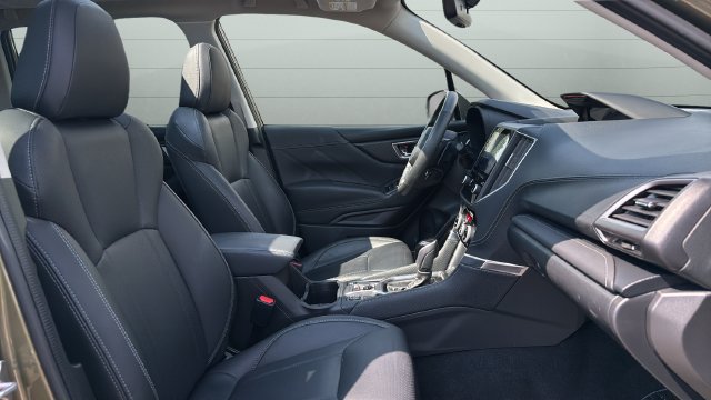 Used 2023 Subaru Forester Touring AWD/4WD image 25