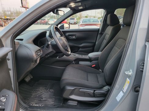 Used 2023 Honda HR-V Sport image 14