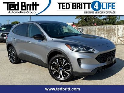 Used 2021 Ford Escape SE w/ SE Sport Appearance Package