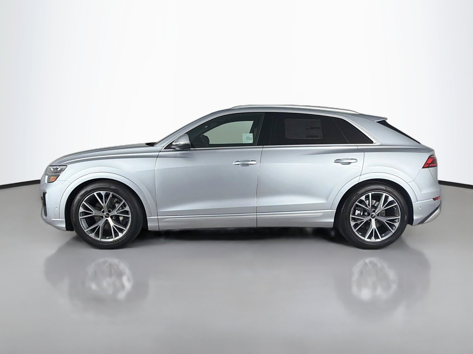 Used 2026 Audi Q8 Premium Plus AWD/4WD image 4