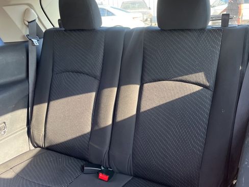 Used 2018 Dodge Journey SE image 22