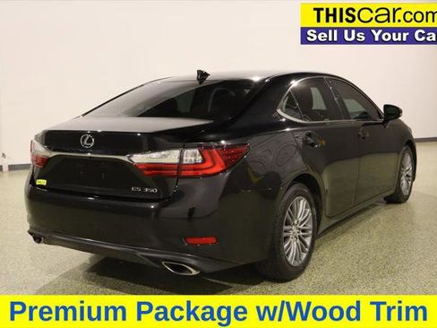 Used 2016 Lexus ES 350 w/ Premium Package w/Wood Trim image 7