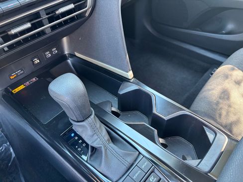 Used 2025 Toyota Camry LE image 36