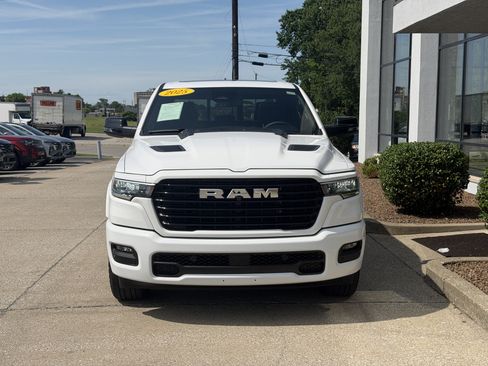 Used 2025 RAM 1500 Laramie w/ Sport Appearance Package AWD/4WD image 20