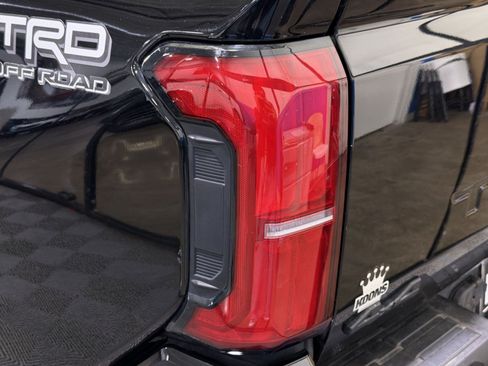 Used 2024 Toyota Tacoma TRD Off-Road AWD/4WD image 16