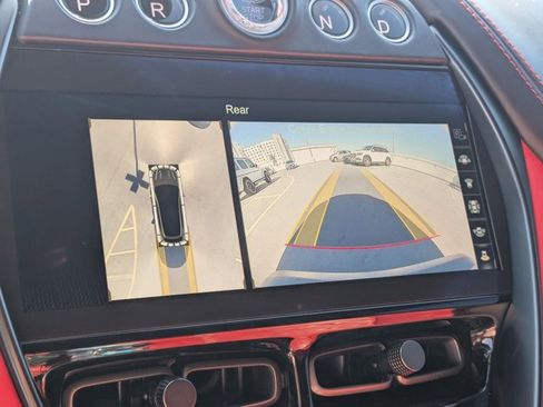 Used 2022 Aston Martin DBX image 9