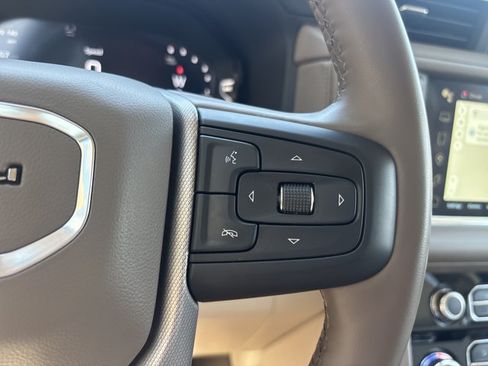 Used 2023 GMC Yukon XL Denali w/ LPO, Floor Liner Package AWD/4WD image 33