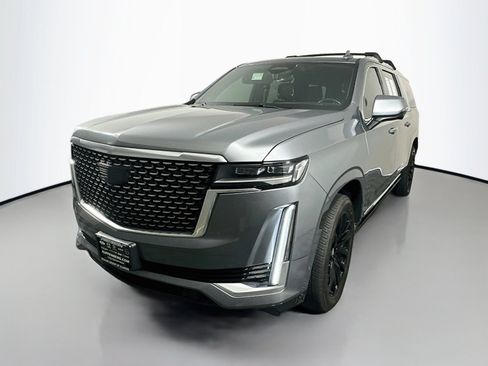 Used 2021 Cadillac Escalade ESV Premium Luxury w/ Driver Assist Tech Package AWD/4WD image 3