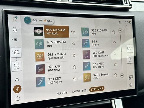 New 2026 Land Rover Range Rover Velar Dynamic SE AWD/4WD image 23