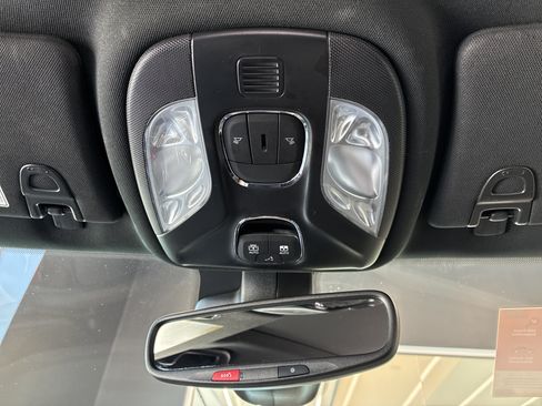 Used 2024 Jeep Compass Limited w/ High Altitude Package AWD/4WD image 30