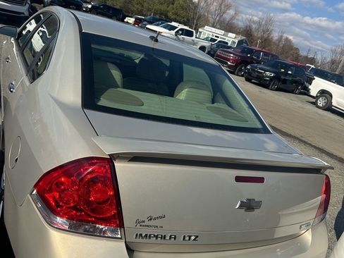 Used 2012 Chevrolet Impala LTZ image 6
