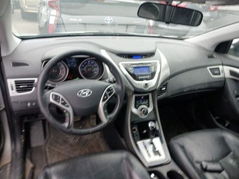 Used 2011 Hyundai Elantra Limited FWD image 6