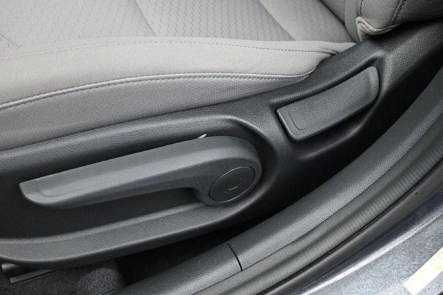 Used 2020 Hyundai Elantra SE FWD image 12