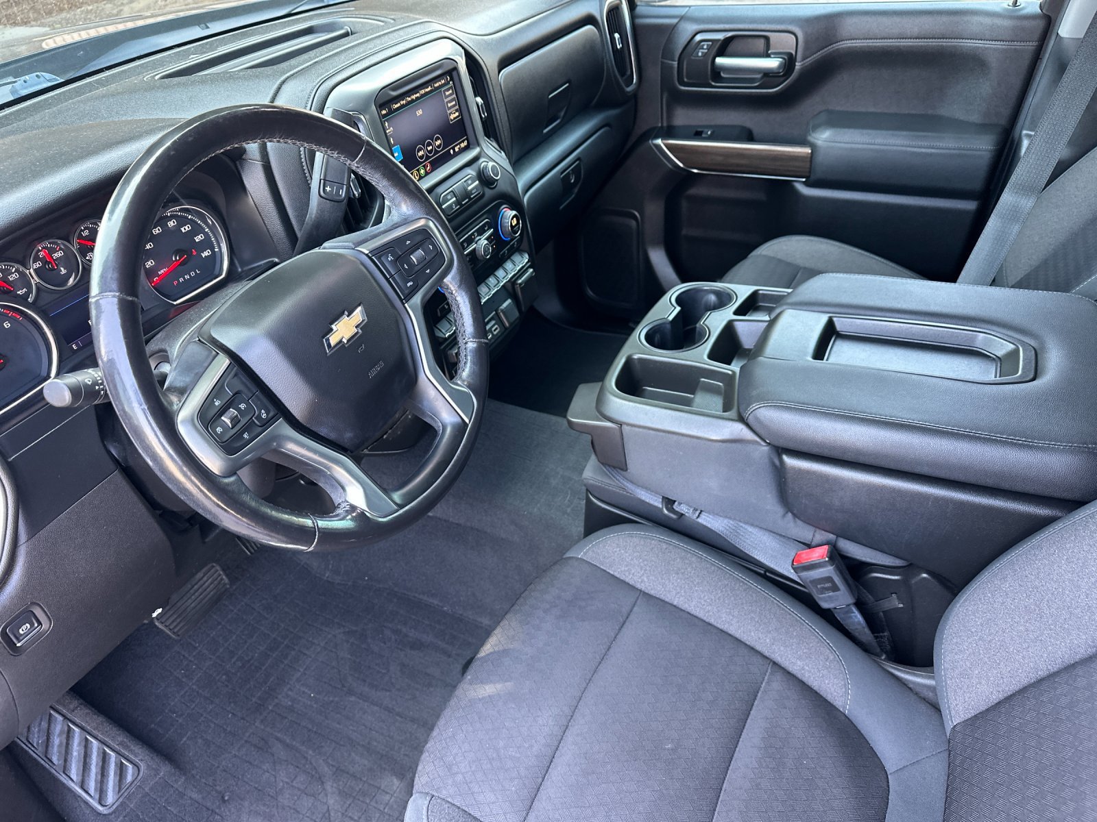 Used 2019 Chevrolet Silverado 1500 LT w/ All-Star Edition AWD/4WD image 10