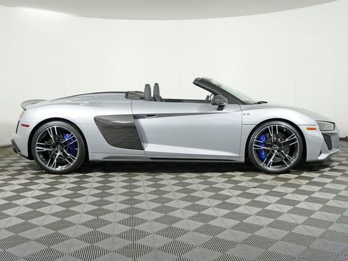 Used 2021 Audi R8 V10 performance w/ R8 Performance Design Package AWD/4WD image 8