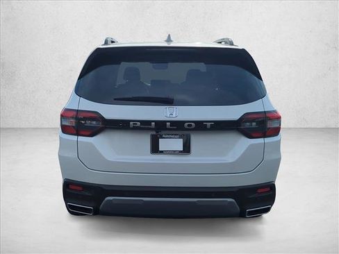 New 2026 Honda Pilot EX-L image 8