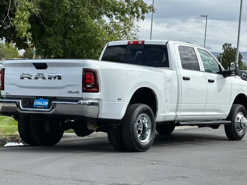 Used 2026 RAM 3500 Tradesman AWD/4WD image 2