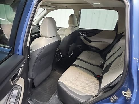 Used 2020 Subaru Forester Premium AWD/4WD image 34