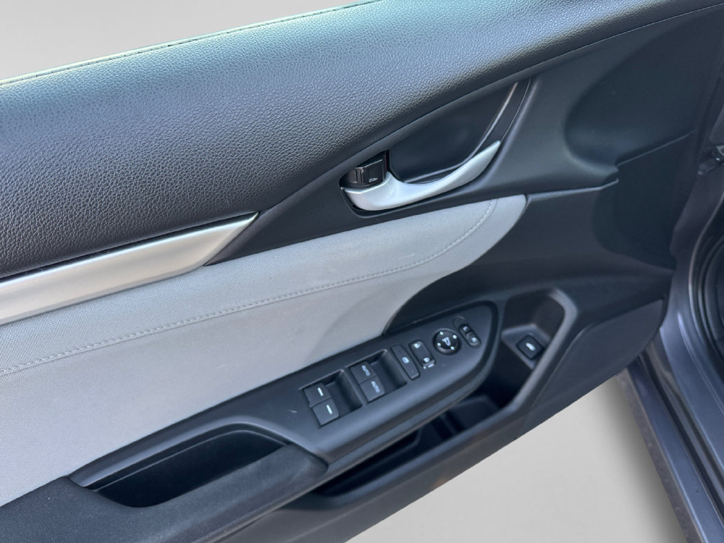 Used 2018 Honda Civic EX image 10