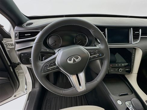 Used 2023 INFINITI QX55 Luxe w/ Cargo Package image 12