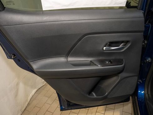 New 2026 Nissan Kicks SV w/ SV Premium Package image 10