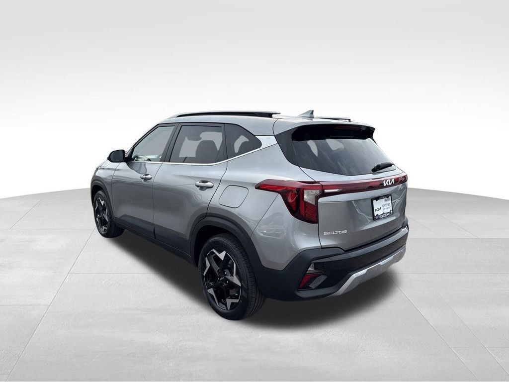 Certified 2024 Kia Seltos EX AWD/4WD image 9