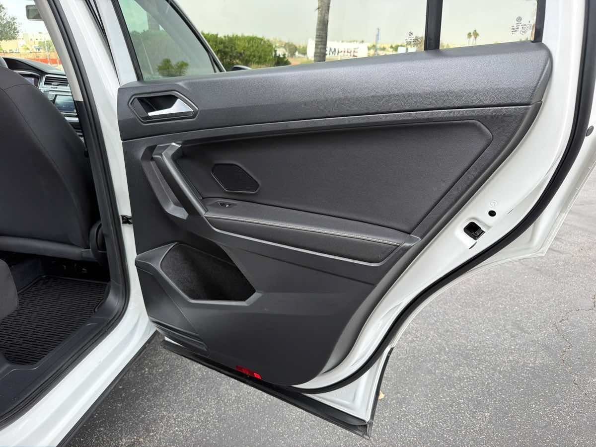 Used 2022 Volkswagen Tiguan S FWD image 23