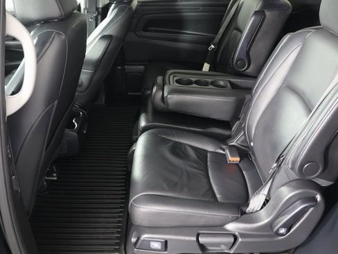 Used 2023 Honda Odyssey EX-L image 19