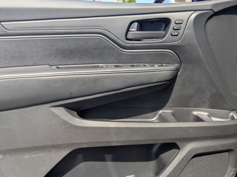 Used 2025 Honda Odyssey Sport-L image 14