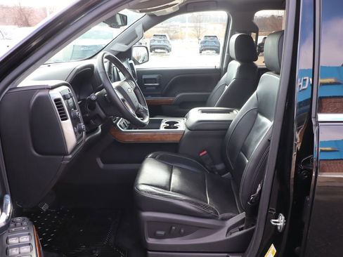 Used 2017 Chevrolet Silverado 1500 LTZ Z71 w/ LTZ Plus Package image 14