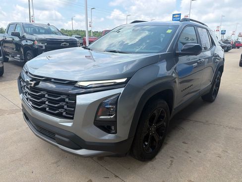 Used 2025 Chevrolet Equinox LT w/ Convenience Package II AWD/4WD image 1