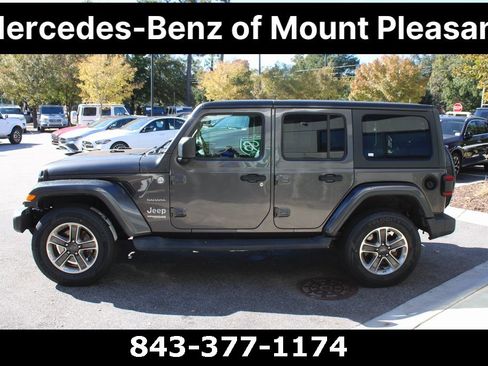 Used 2018 Jeep Wrangler Unlimited Sahara image 14