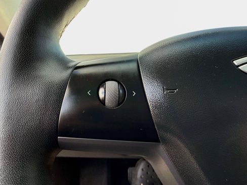 Used 2022 Tesla Model 3 Long Range image 49