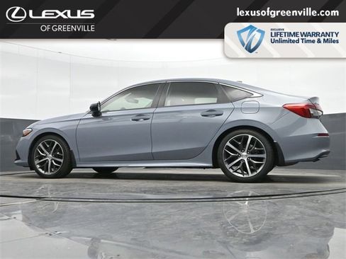 Used 2022 Honda Civic Touring image 15