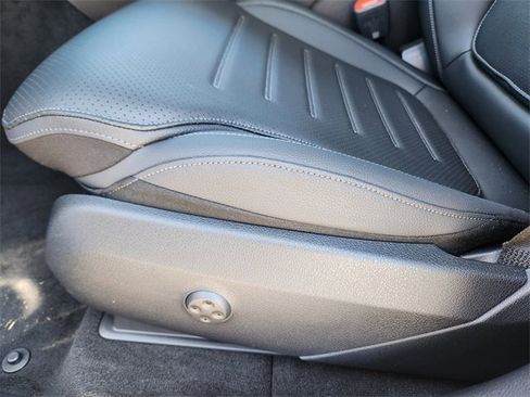 New 2026 Mercedes-Benz GLC 300 4MATIC image 9