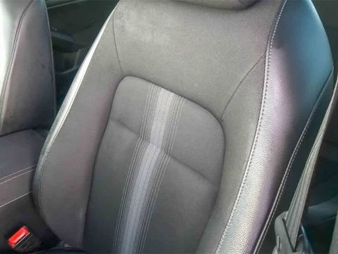 Used 2022 Honda Civic Sport image 20