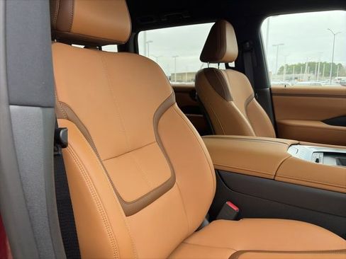 New 2026 Nissan Armada SL image 21